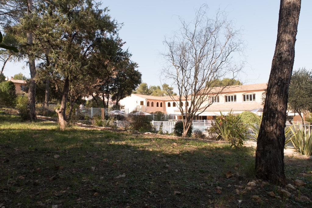 Logis Hostellerie De L'Abbaye Ле-Тороне Экстерьер фото