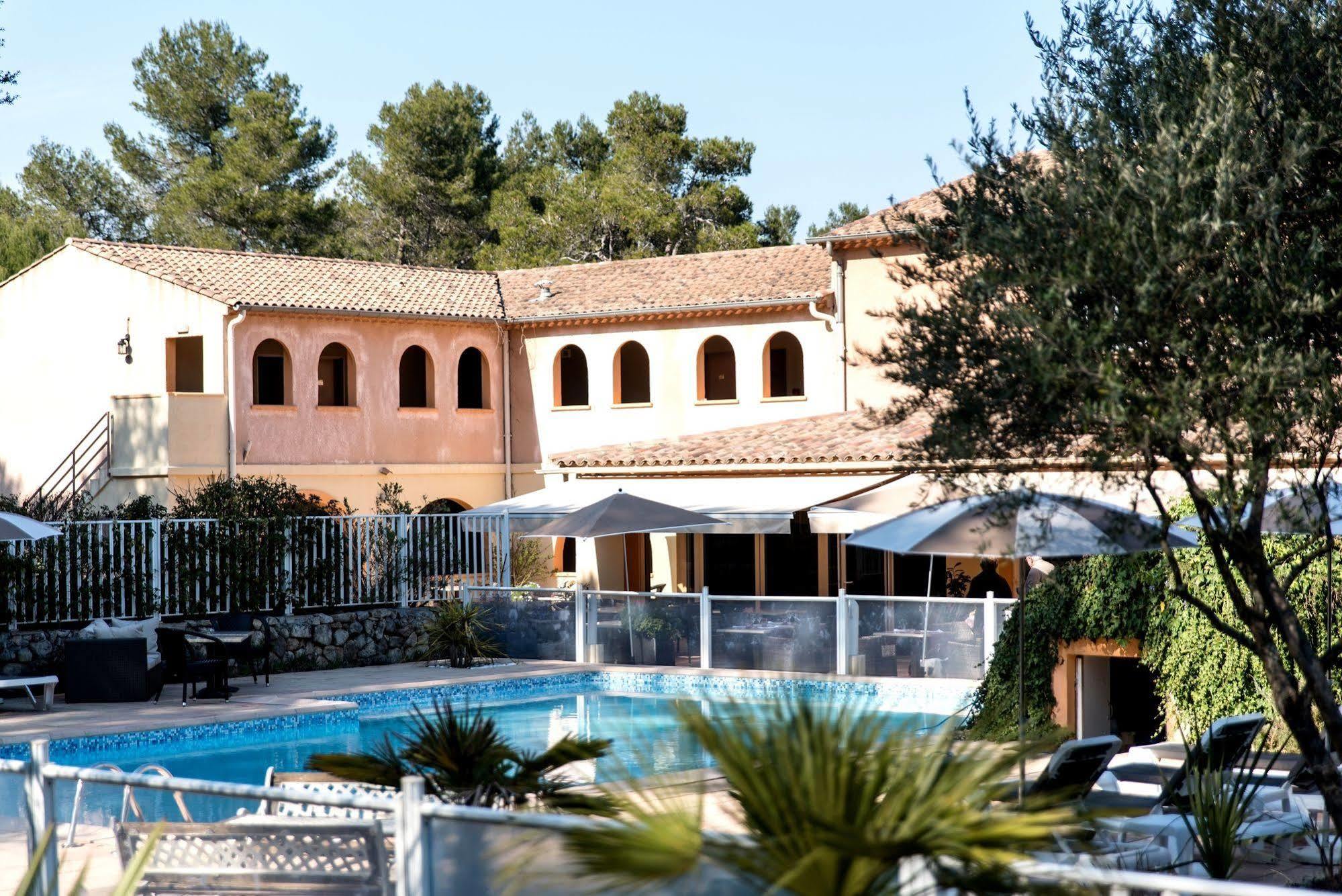Logis Hostellerie De L'Abbaye Ле-Тороне Экстерьер фото
